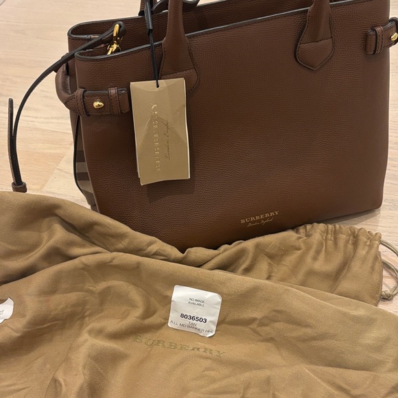 Burberry Tan Leather bag - Picture 5 of 6